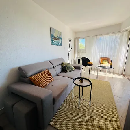 Bel Port Vauban A 100m Des Plages *